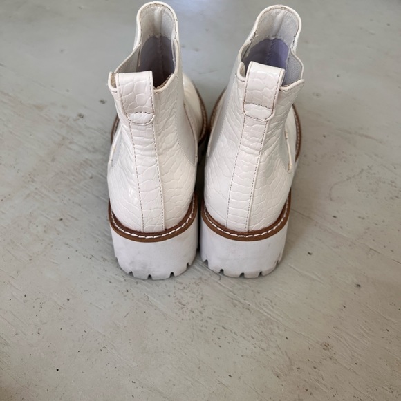 Altard state white snake skin pattern booties - Picture 3 of 6